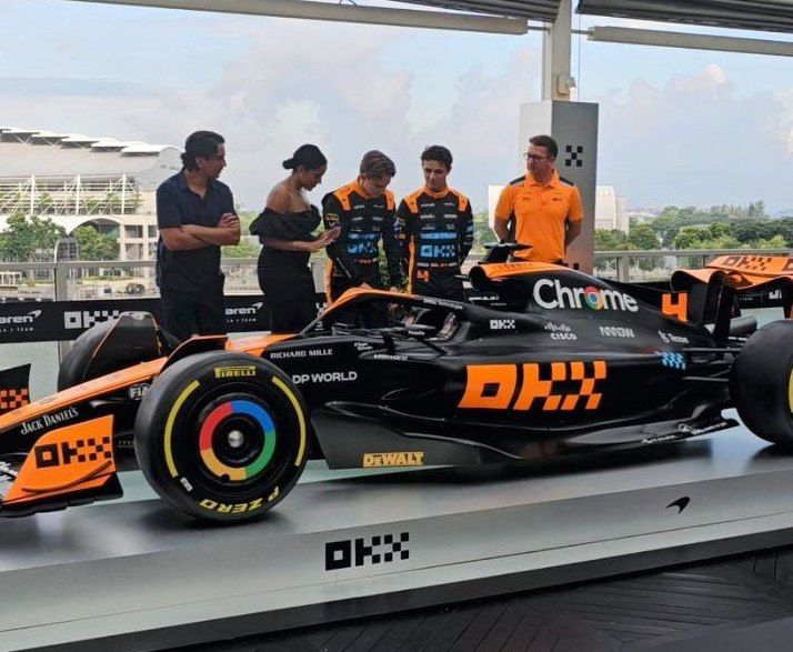 OKX switch McLaren MCL60 race car to Stealth Mode for the Singapore Grand  Prix