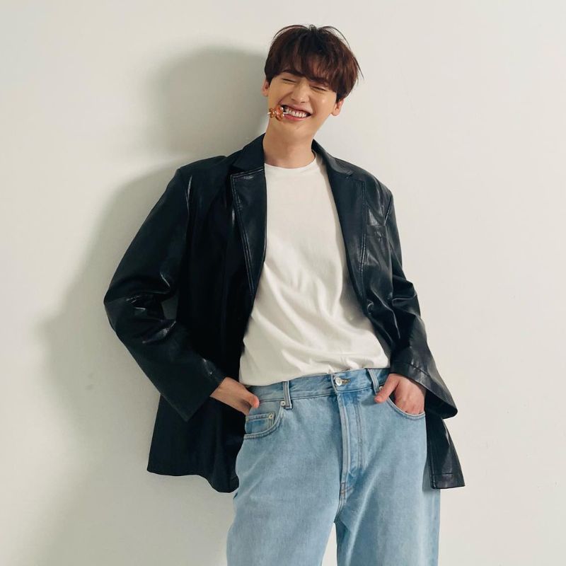 Lee Jong-Suk’s Net Worth: The Career Earnings, Endorsements And Properties Of The Korean Actor