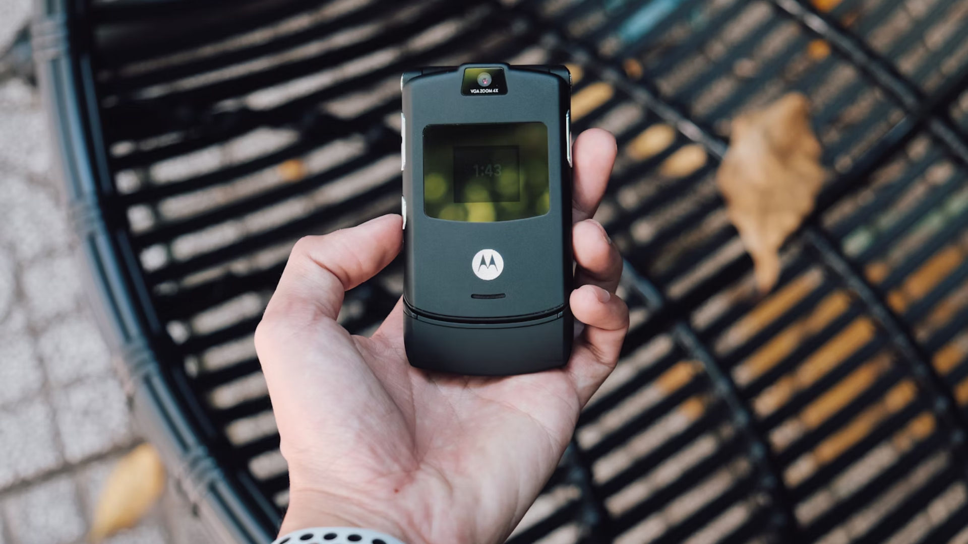 All Motorola Razr Phones In Chronological Order: From Razr V3 To The Latest Razr 50 Ultra