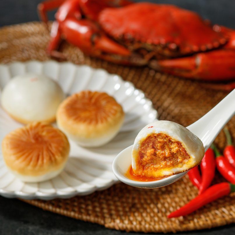 Pan Fried Chilli Crab and Pork Buns