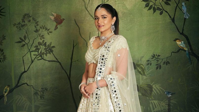 Anjali merchant net worth job