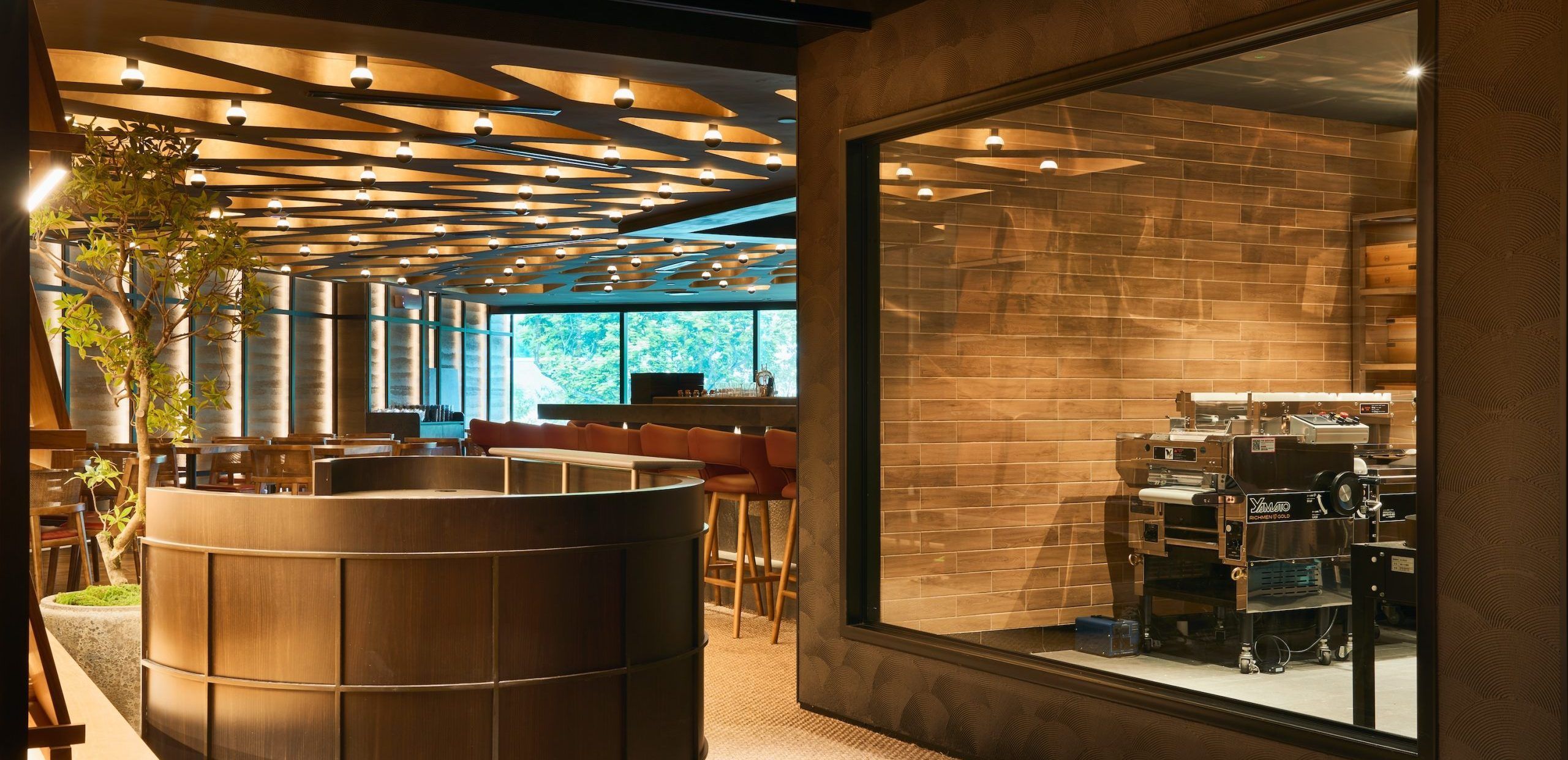 Mensho Tokyo To Serve Chilli Crab Ramen And Desserts At Its First Singaporean Outlet