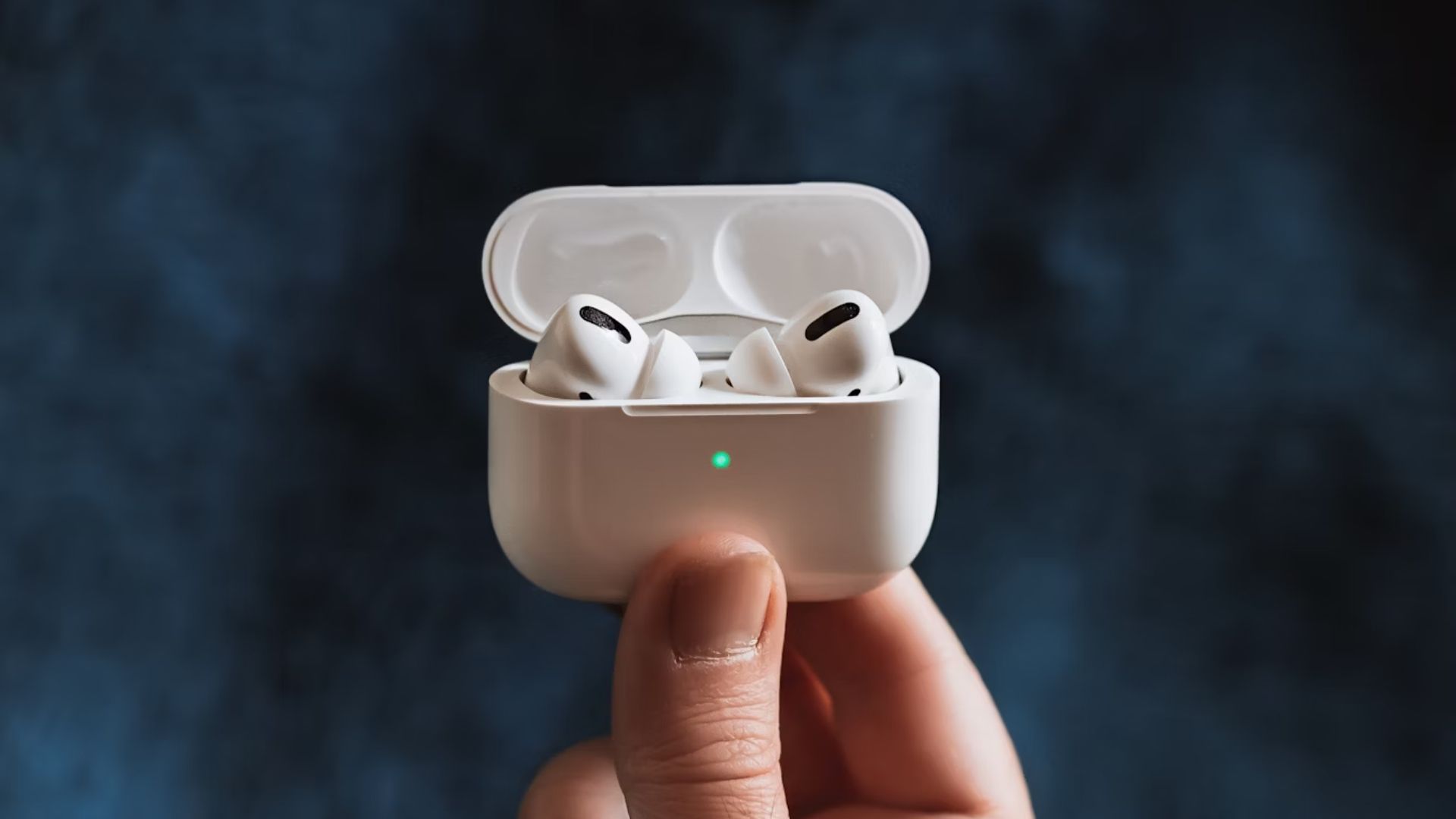 A list of all Apple AirPods models ever released – Augustman Singapore