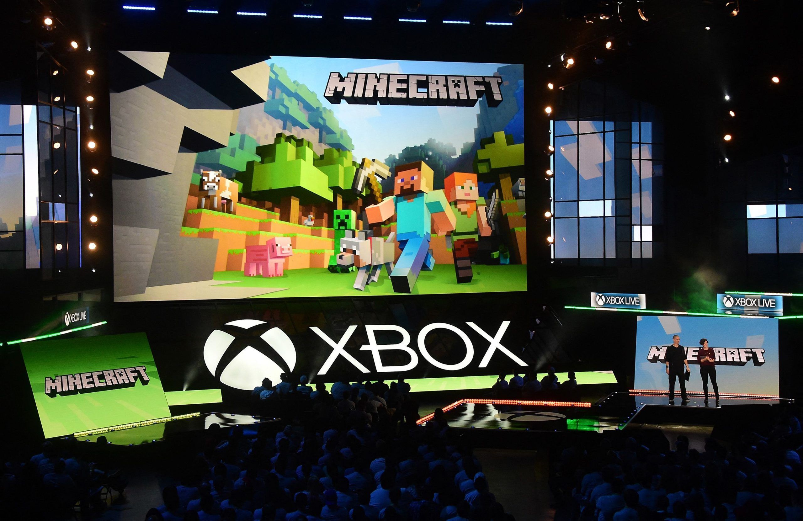 Minecraft Conference USA And Britain to get their own Minecraft theme parks - Augustman SG