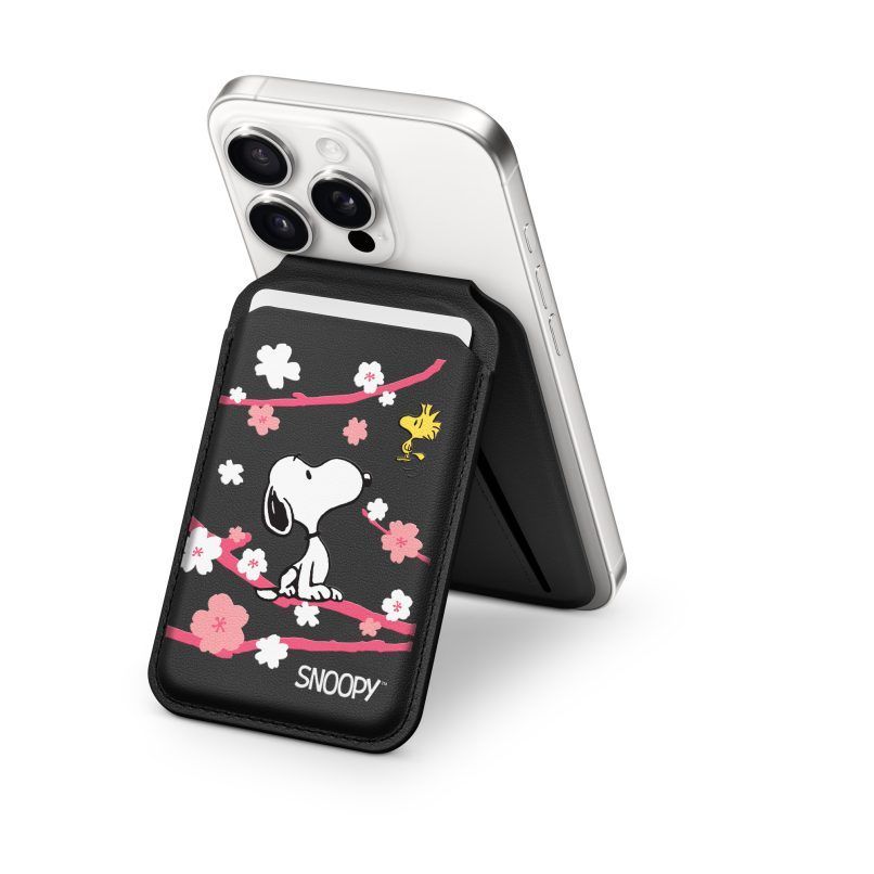 A look at the Apple x Peanuts cherry blossom collection - Augustman SG