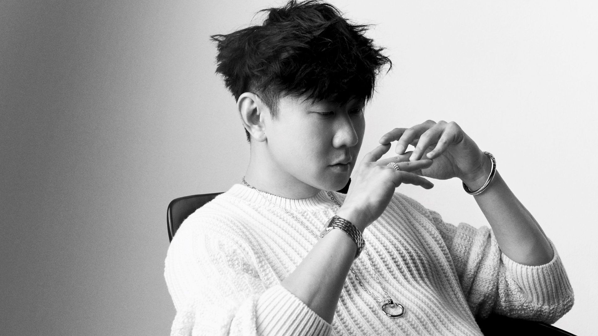 JJ Lin On The Discomfort Of Fame And His Final Lap | AugustMan Singapore
