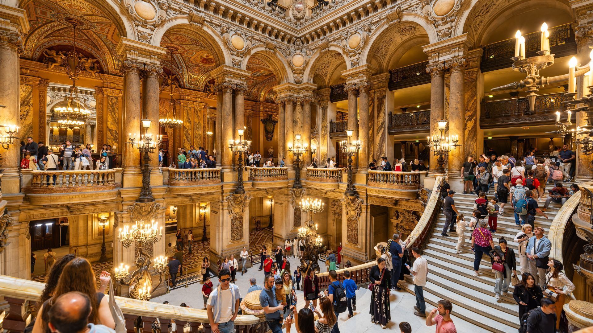 Iconic Ballet And Opera Houses Around The World | Augustman SG