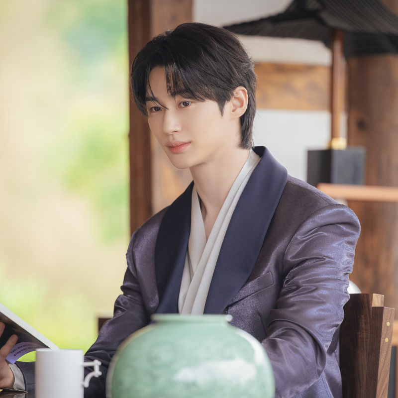 Loved ‘Perfect Crown'? Here Are 7 Modern Monarchy K-Dramas To Binge-Watch