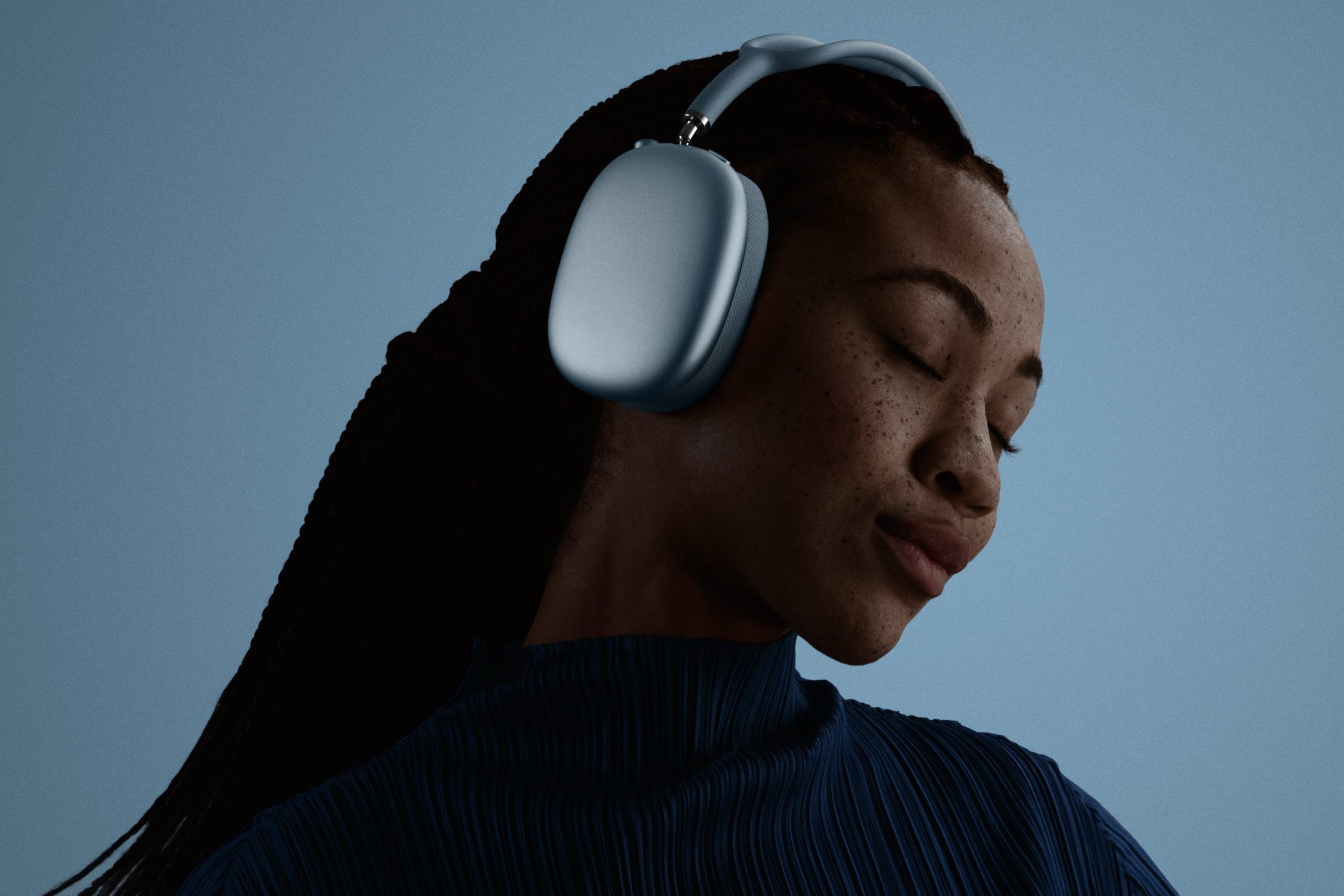 Apple AirPods Max 2 Review | Augustman Singapore