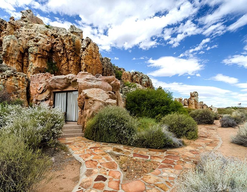 Spectacular Cave Hotels Around The World For A Unique Experience