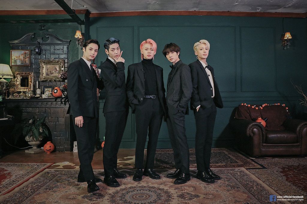 K-pop stars Halloween