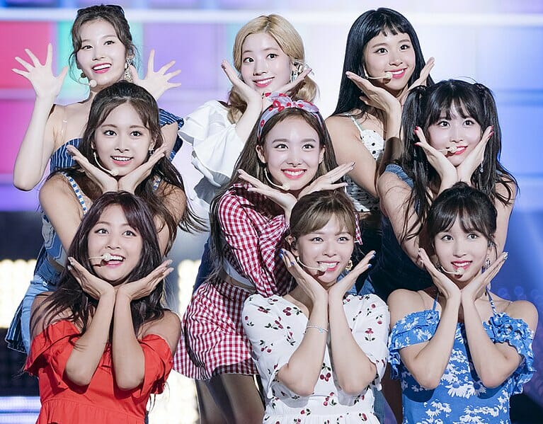all-girl K-pop