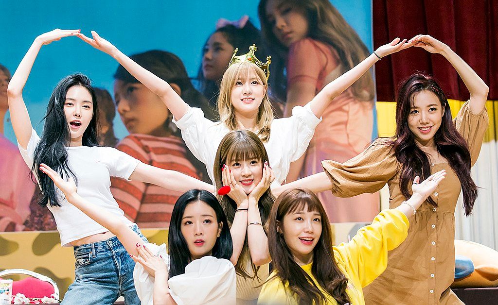 all-girl K-pop group