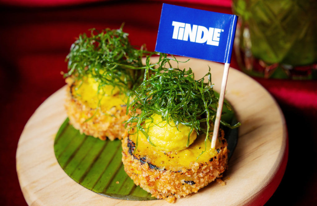 Try TiNDLE – The Right Match For Chicken Lovers