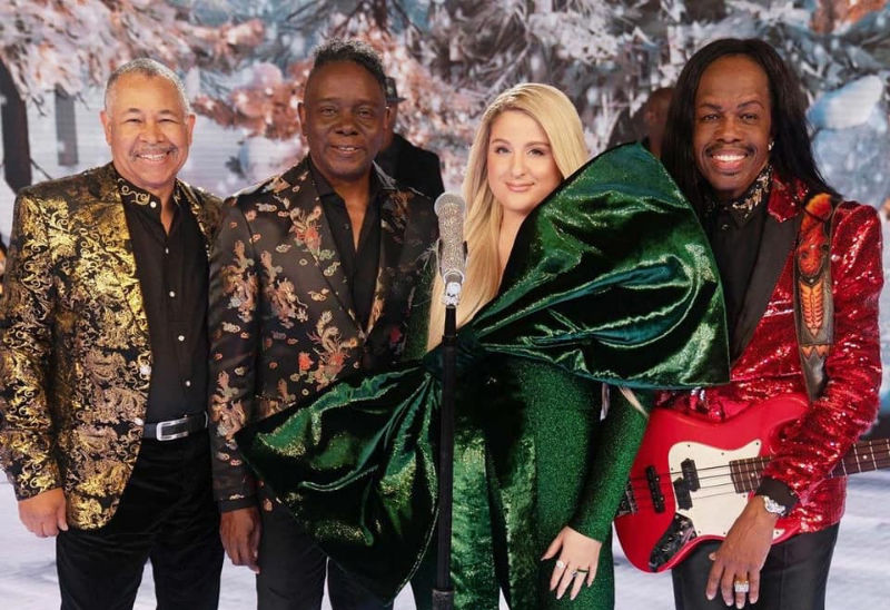 10 Of The Greatest Modern Christmas Songs To Listen To This Festive Season