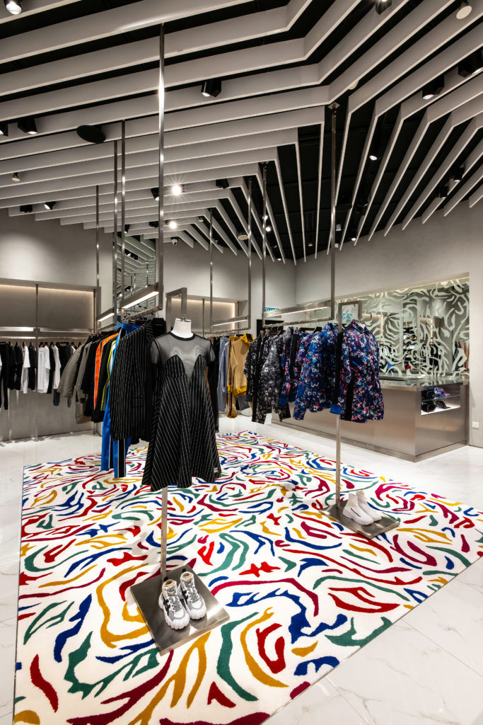 Onitsuka tiger store pavilion floor