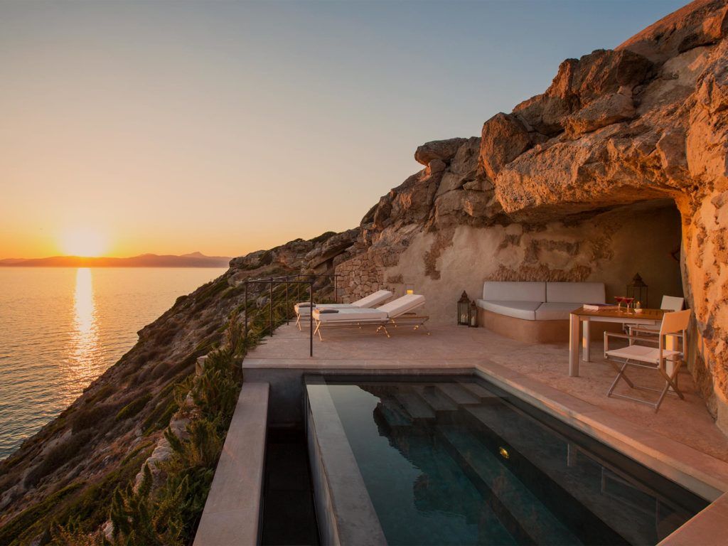 The 7 Most Romantic Getaways For Valentine’s Day