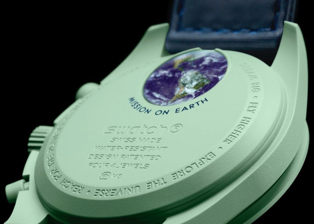 Mission to Earth MoonSwatch