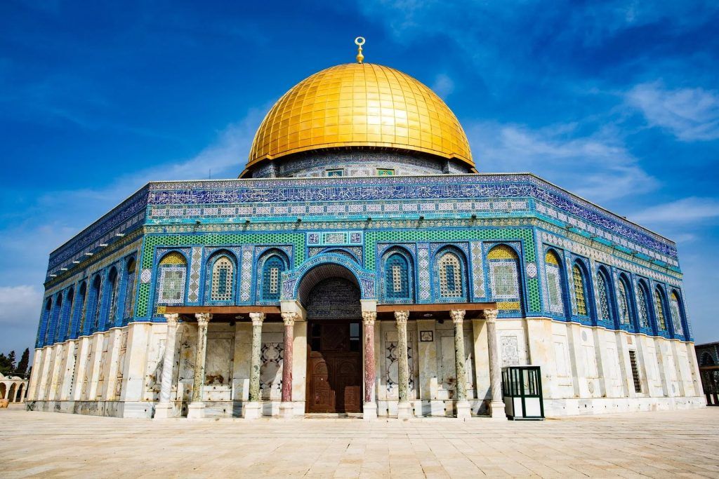 These Are The Grandest And Most Spectacular Mosques Around The World