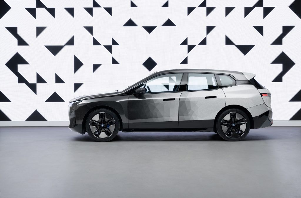 Mind-Reader: BMW Has Developed A Car That Changes Colour Via Brain Power