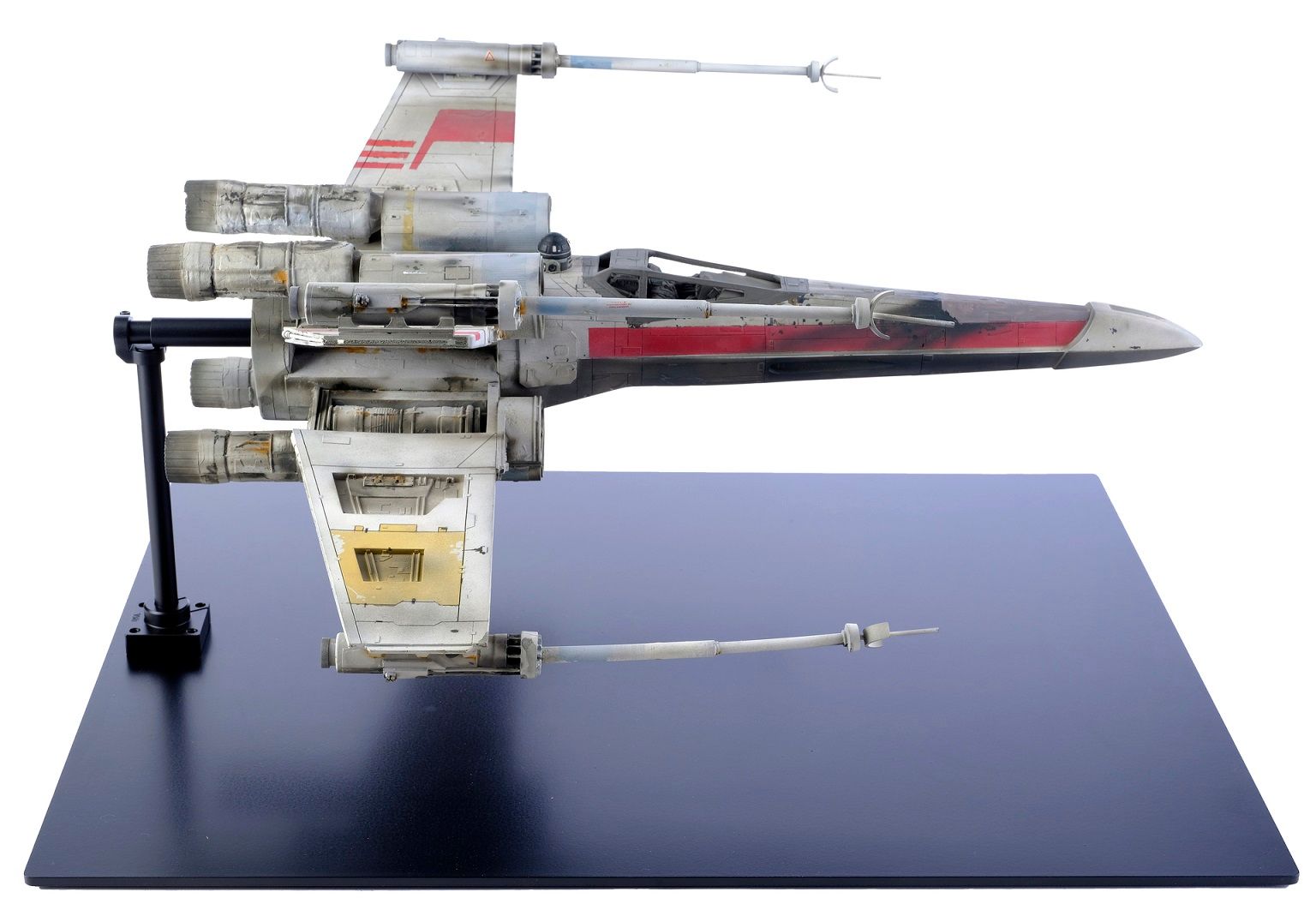Unveils One of the Largest Collections of Rare Star Wars Prototypes  and Collectibles