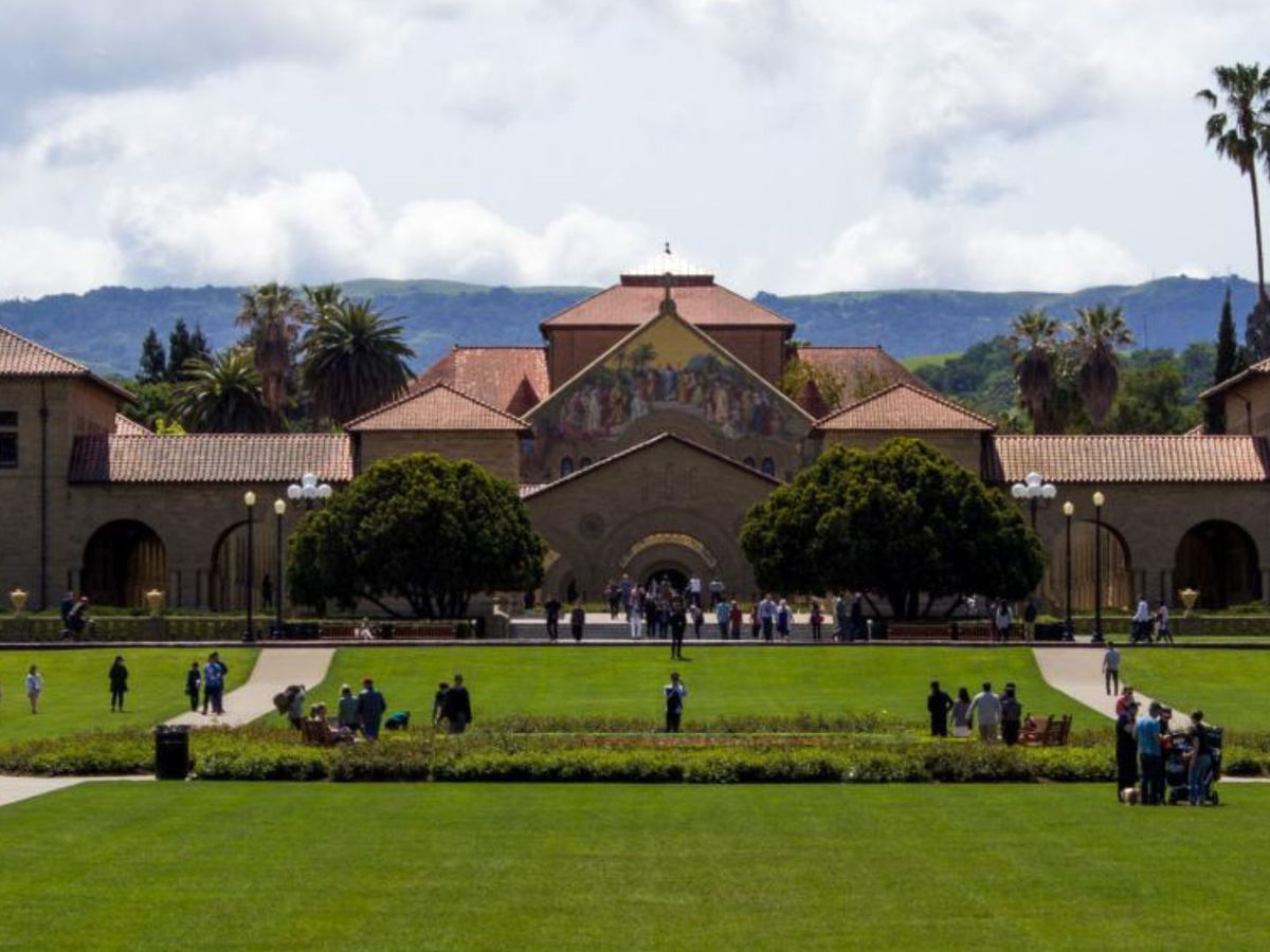 The Most Beautiful Universities In The World With Gorgeous Campuses