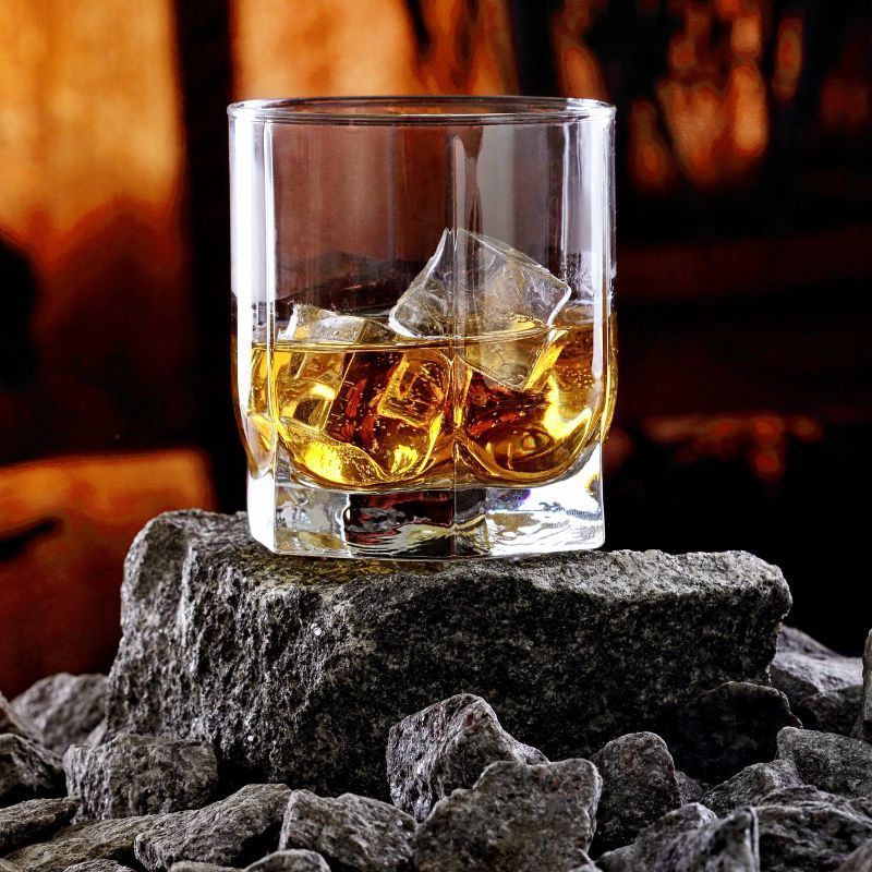 8 Must-Have Single Malts Under RM 400 To Add To Your Whiskey Collection