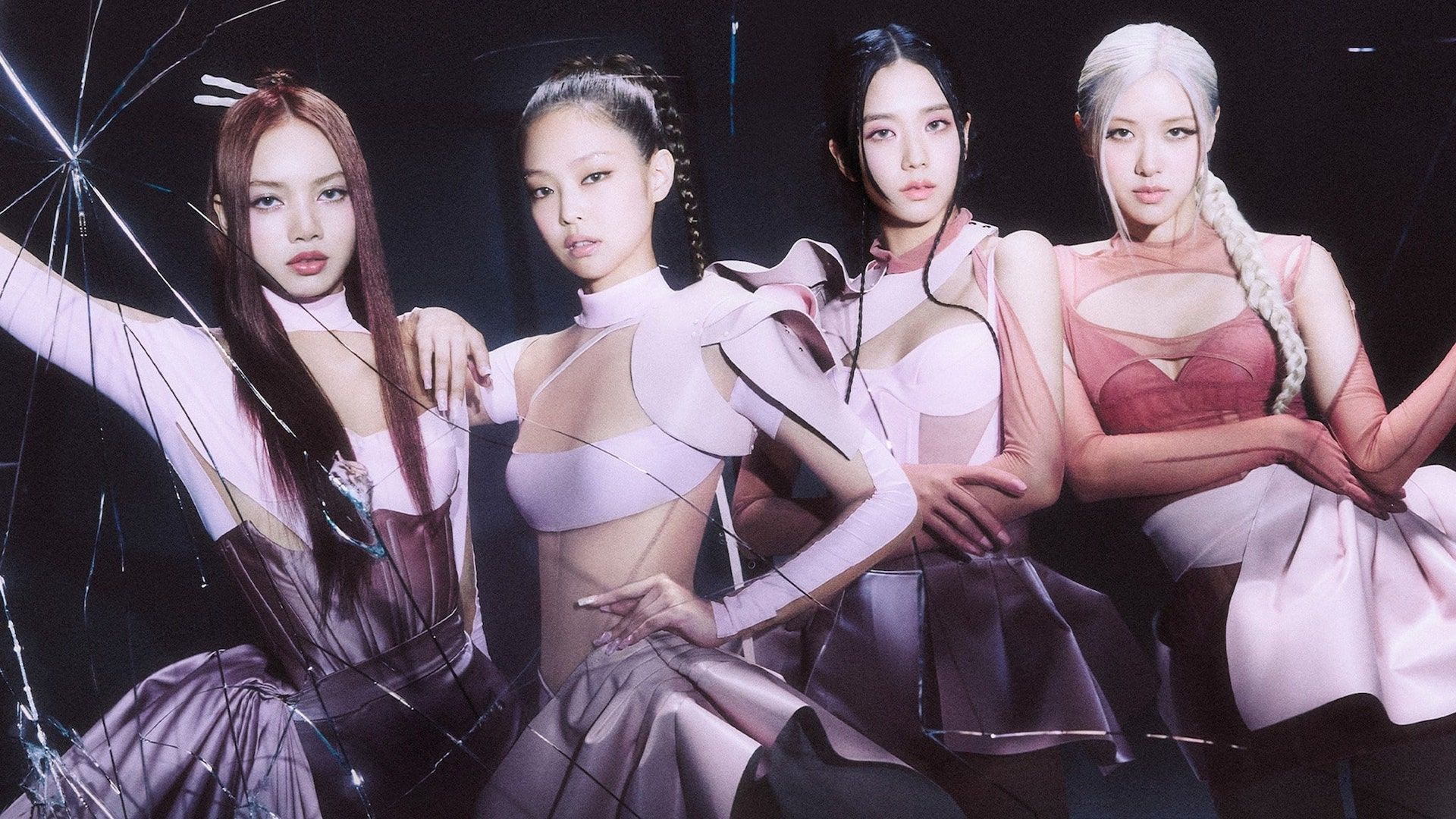 Here's an Overall Look to BLACKPINK's Luxurious Collections!