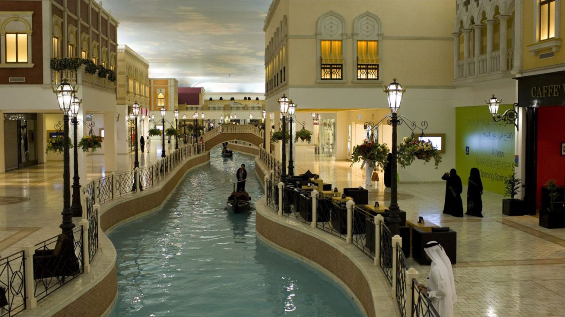 Villaggio mall boat ride