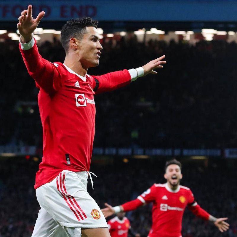 Cristiano Ronaldo: Footballing Records & Why He Left Manchester United