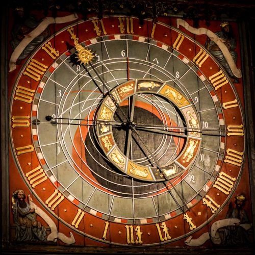 December Horoscope Guide: What All 12 Zodiac Signs Can Expect