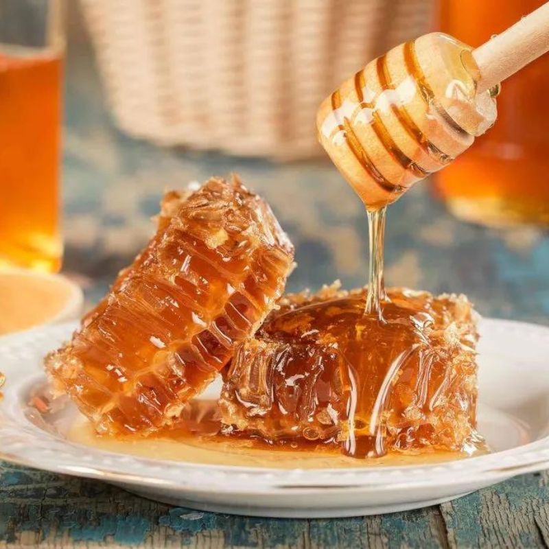Here’s How Raw Honey Can Improve Blood Sugar And Cholesterol Levels