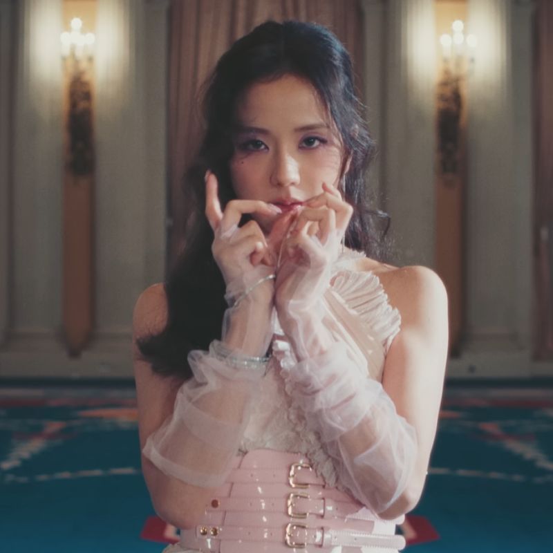 BLACKPINK’s Jisoo Takes The Spotlight With Debut Solo Album ‘Me’ And Two Electrifying Trap-Pop Songs