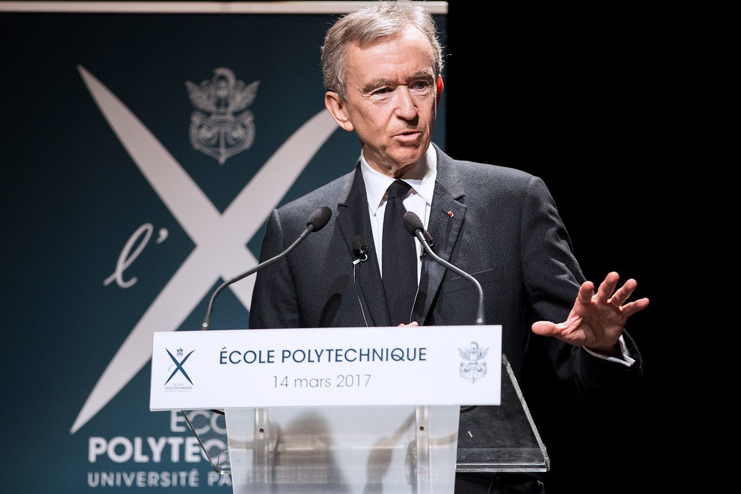 For Bernard Arnault's LVMH, It's Too Early To Open The Champagne - Bloomberg