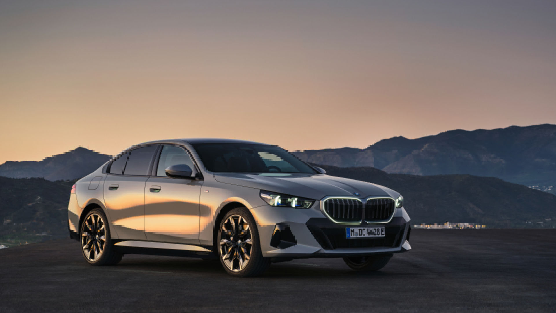 2024 BMW 5 Series AirConsole Gaming, AllElectric i5 Range And More