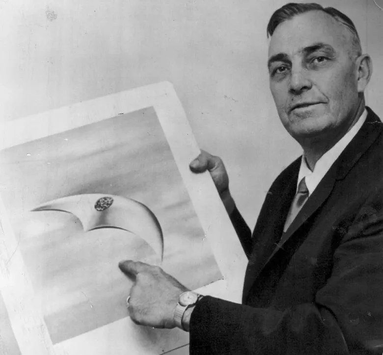 Kenneth Arnold UFO