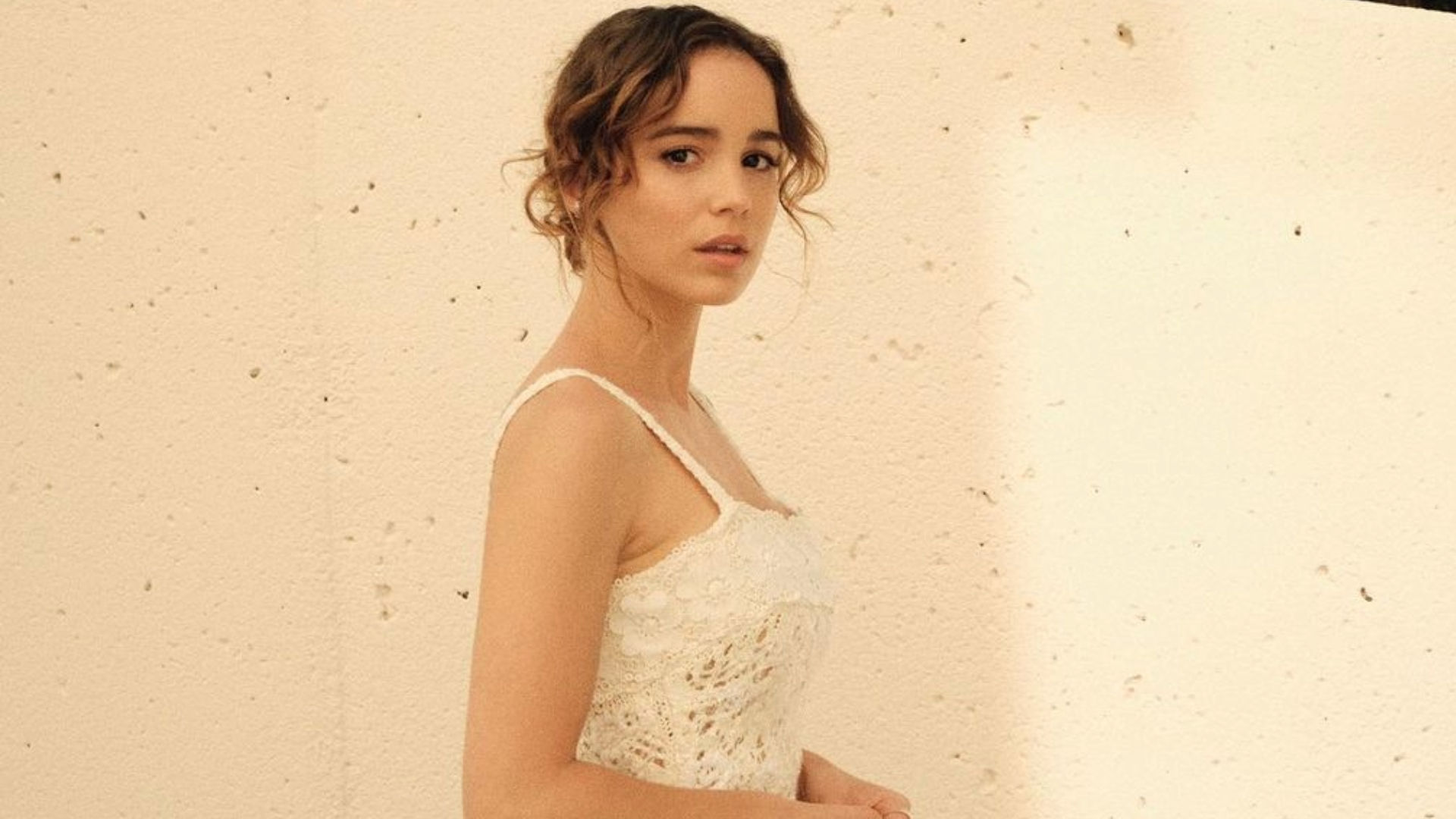 Alba baptista images