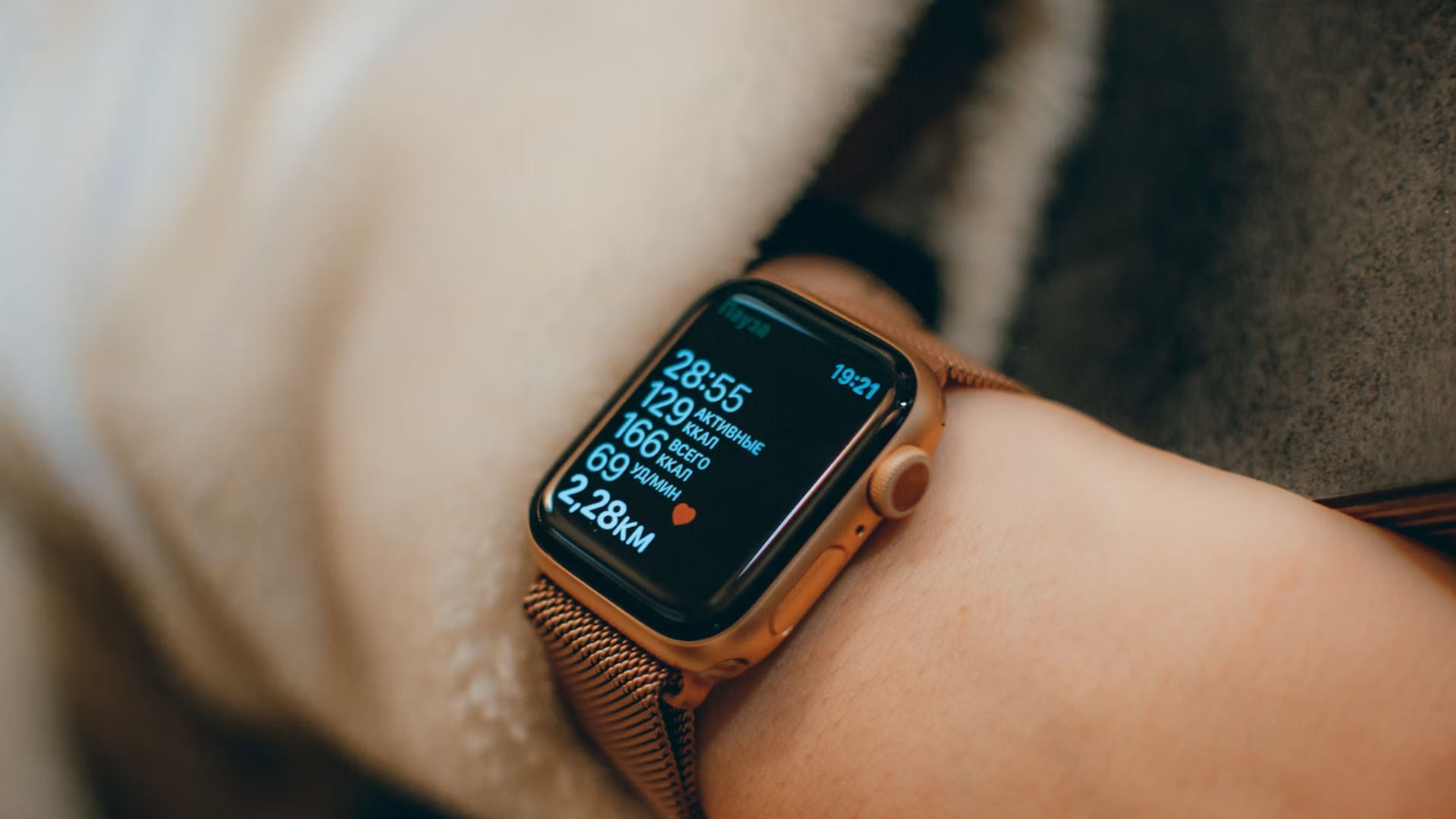 Is the Apple Watch Series 3 Worth It in 2023? What Model to Buy Instead