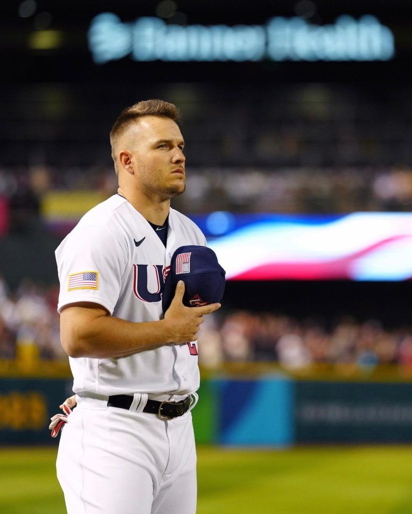 A Look At The Biggest Contracts In Sports History