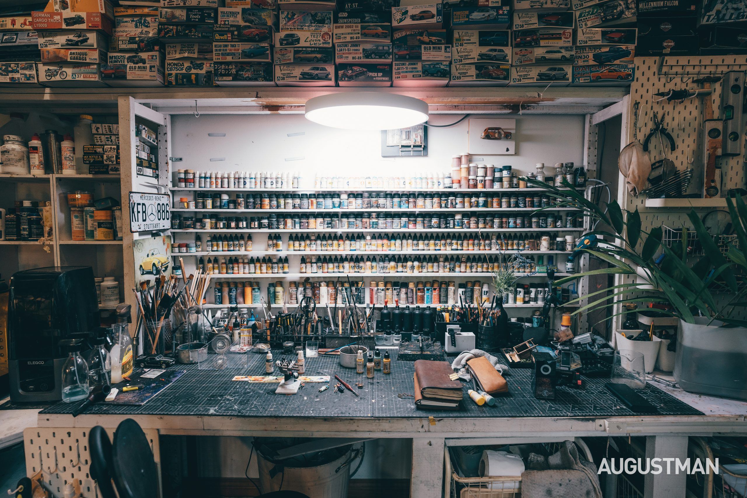 Analogue Crafts: Eddie Putera and His Larger-Than-Life Miniatures