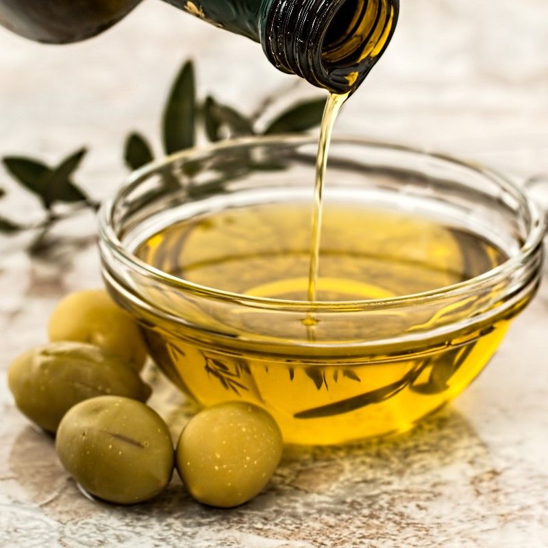 Why You Should Make Castor Oil A Part Of Your Grooming Routine! Why You Should Make Castor Oil A Part Of Your Grooming Routine!