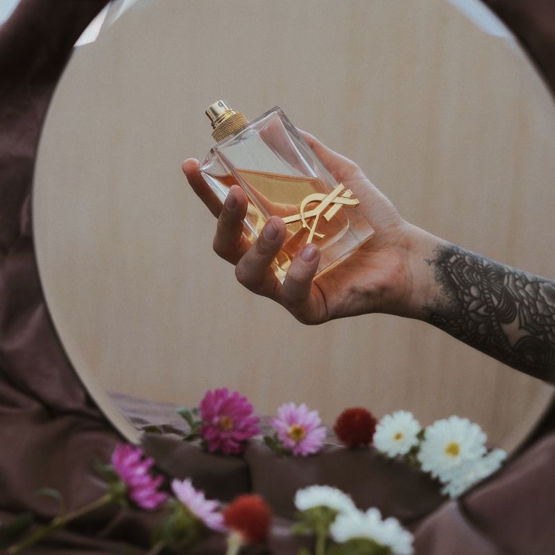 Eau De Toilette Vs Eau De Parfum: What’s The Difference? Eau De Toilette Vs Eau De Parfum: What’s The Difference?