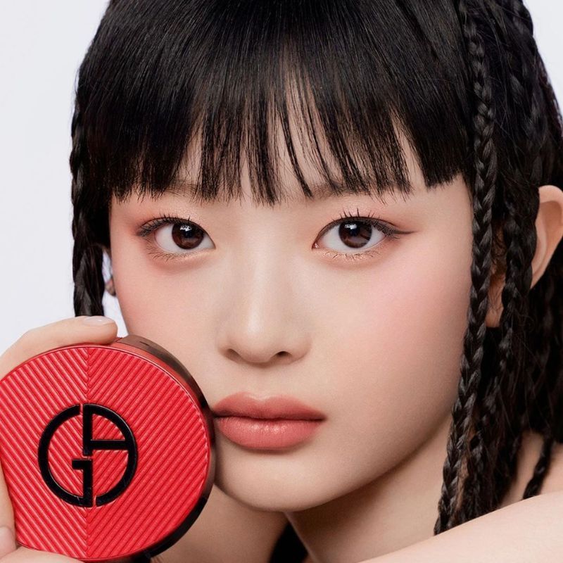Armani Beauty Names NewJeans’ Hanni As Its New Makeup Ambassador Armani Beauty Names NewJeans’ Hanni As Its New Makeup Ambassador