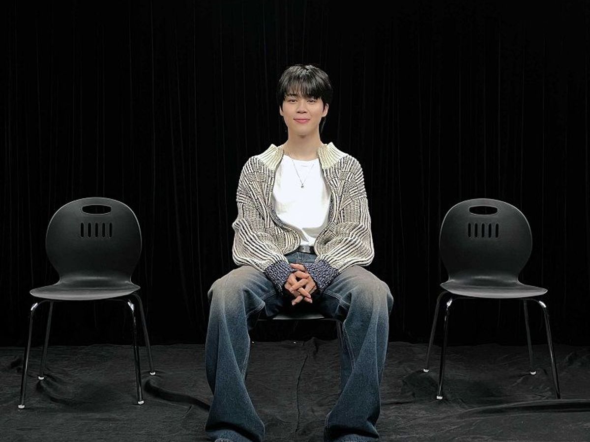 ∙ ө ∙ on X: jimin sitting alone in his corner🥺