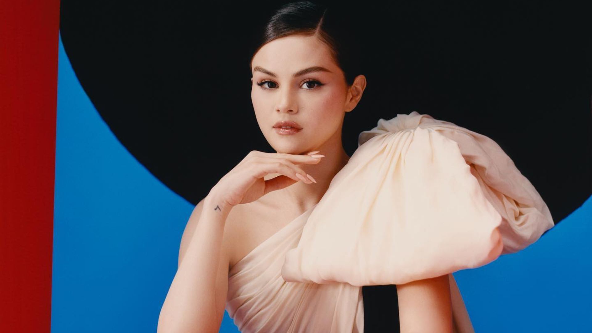 Selena Gomez’s Net Worth: From Disney to Fashion, Looking At Her Career Earnings And Brand Deals