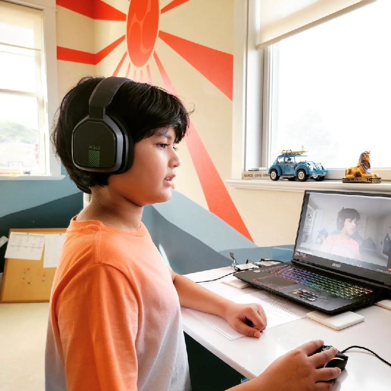SpaceX Hires 14-Year-Old Genius As Software Engineer! Is He The Real Life Sheldon Cooper?