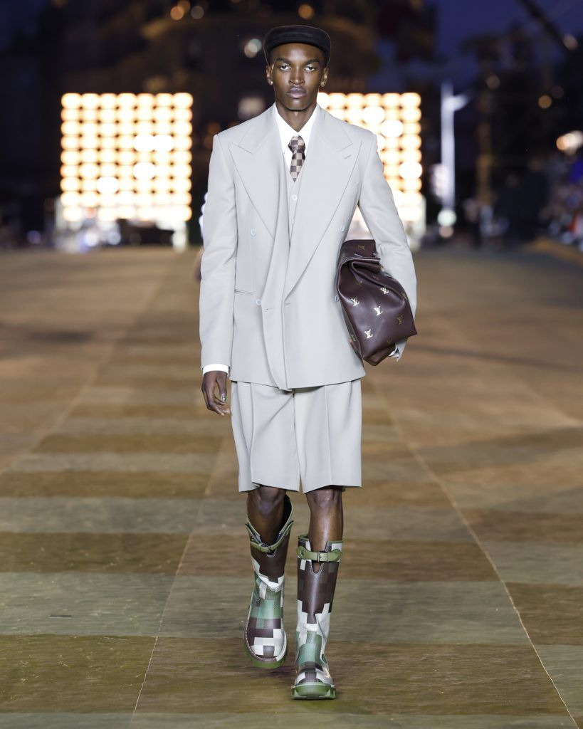 Louis Vuitton Damier Bowtie  Masculine fashion, Louis vuitton