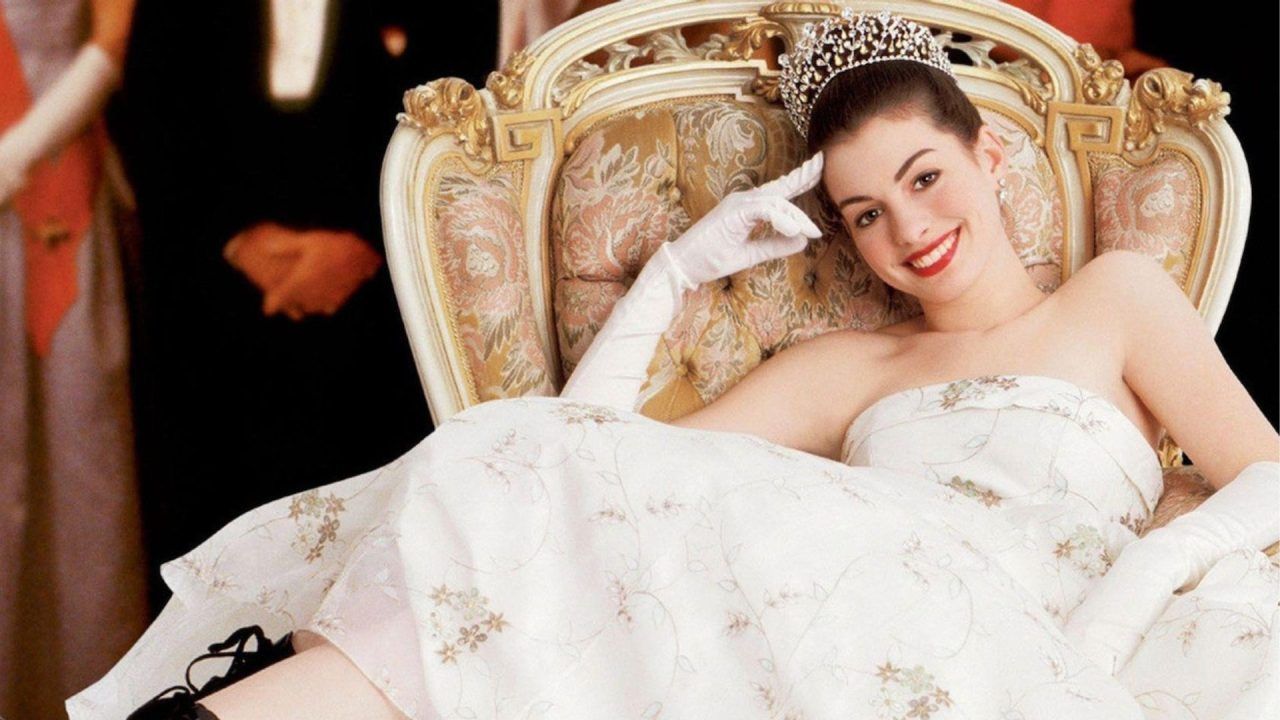 Anne Hathaway’s Princess Diaries Is Getting Another Sequel!