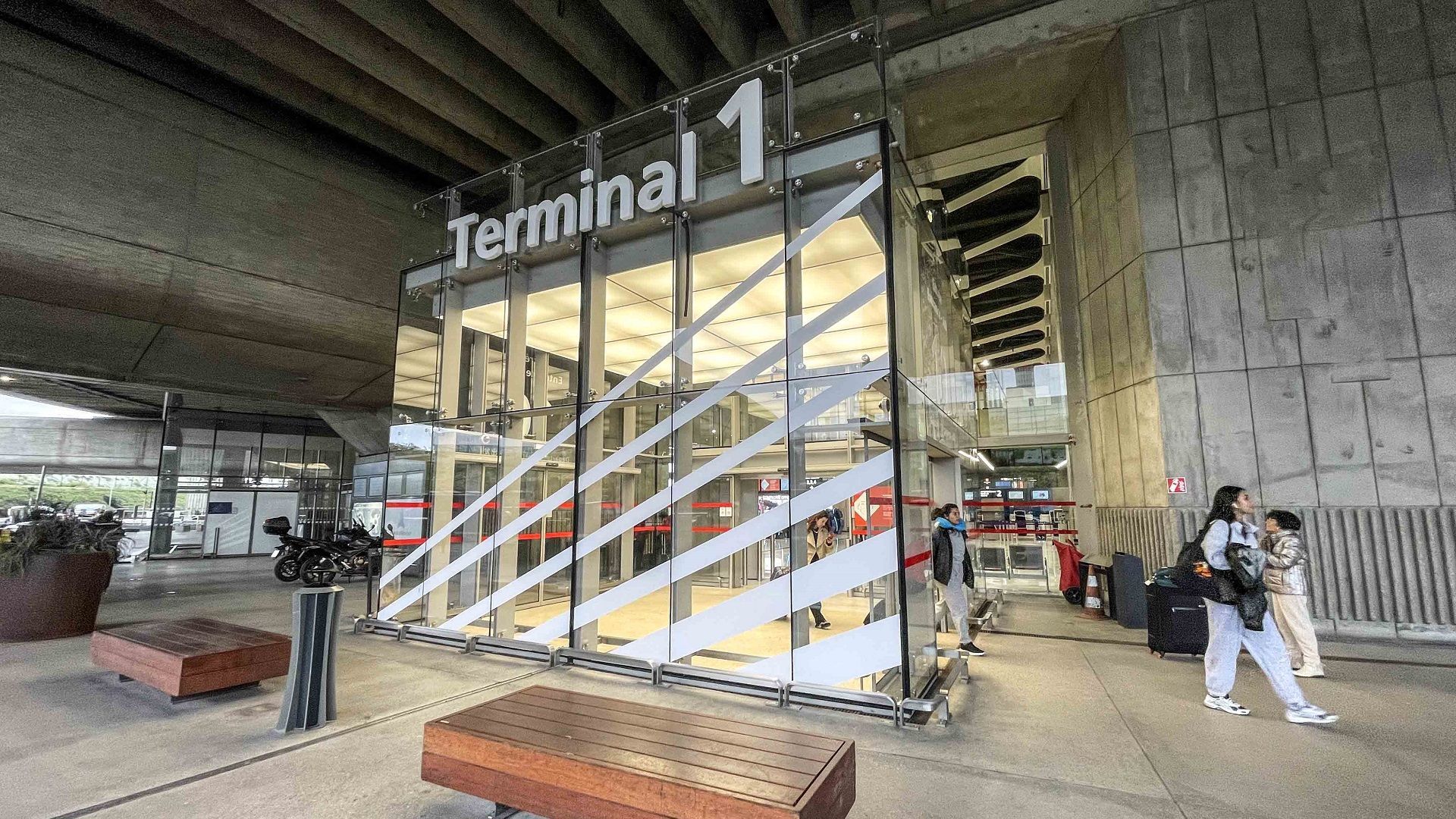 Charles de Gaulle airport Terminal 1