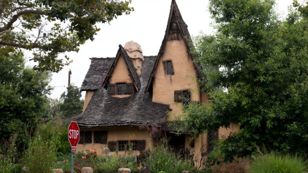 The Spadena House in 'The Undead' (1957)